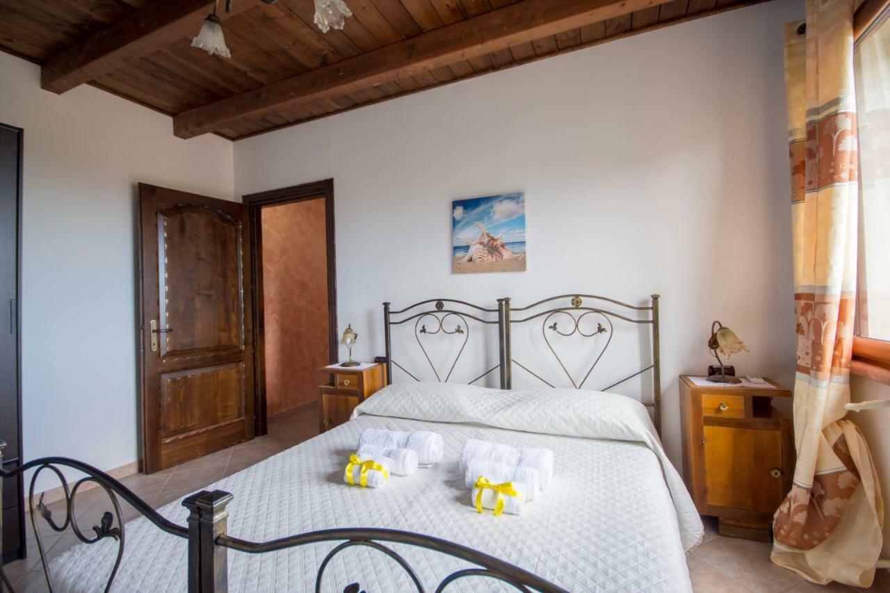 Casa Vacanza Il Mandorlo Domusnovas Екстер'єр фото
