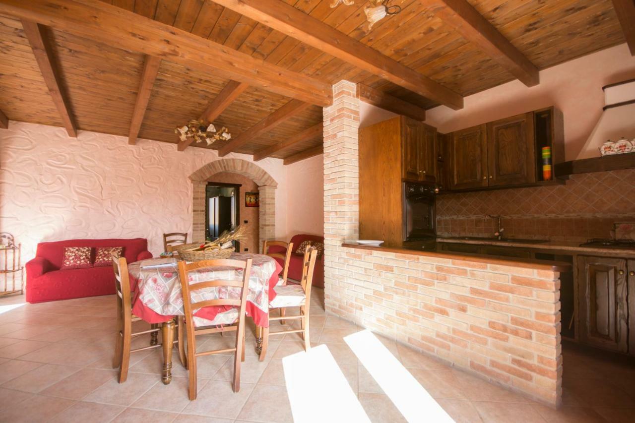 Casa Vacanza Il Mandorlo Domusnovas Екстер'єр фото
