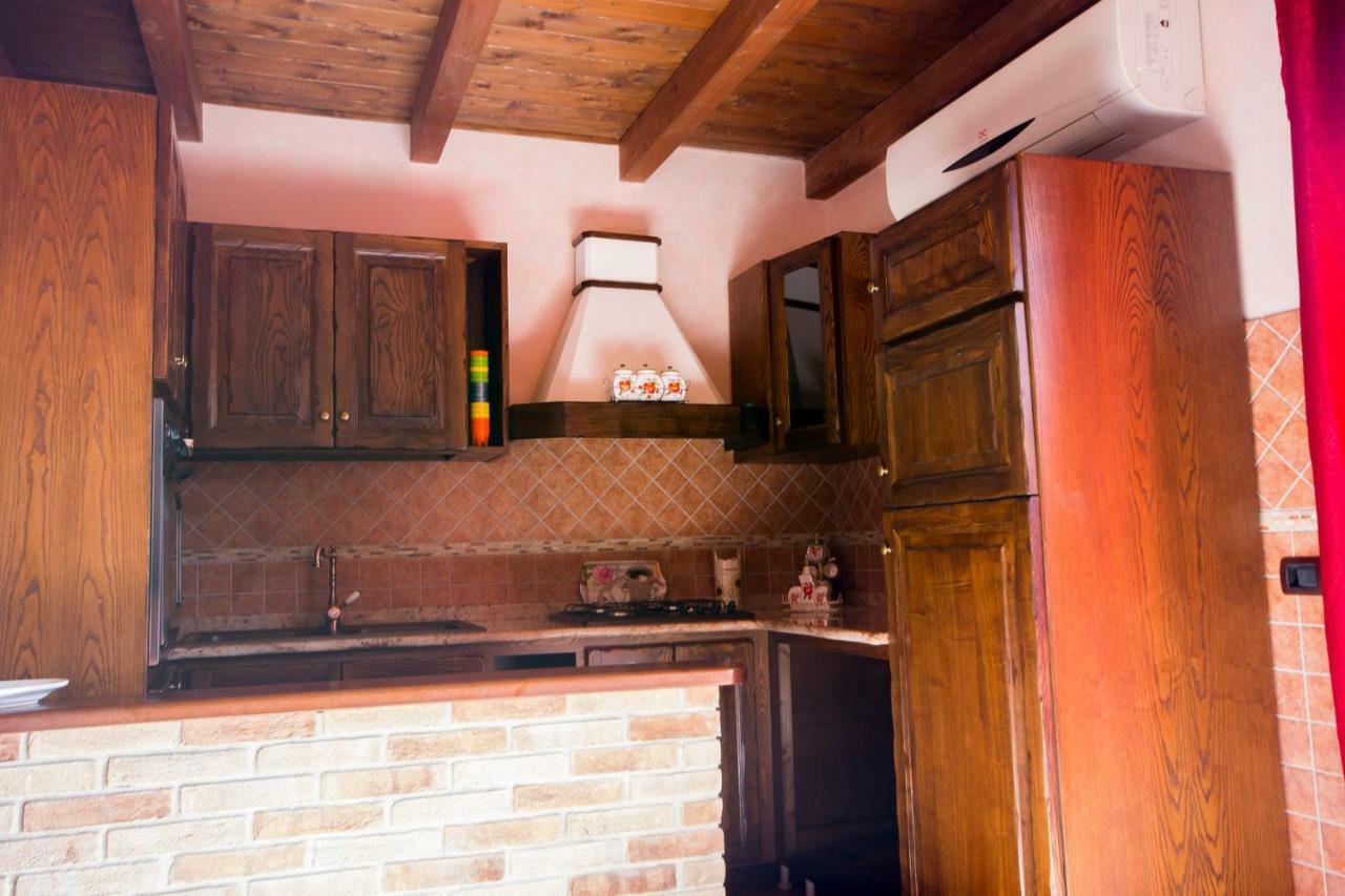 Casa Vacanza Il Mandorlo Domusnovas Екстер'єр фото
